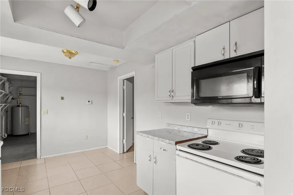 6135 Markland Avenue Fort Myers FL 33916