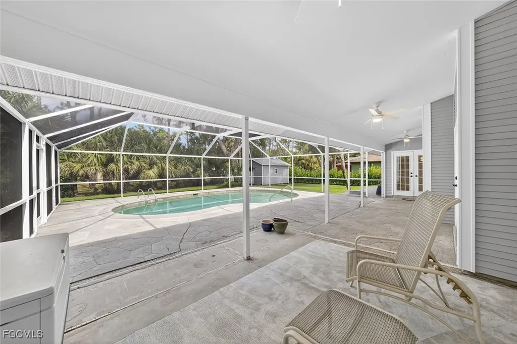191 Old Tamiami Trail Naples FL 34110