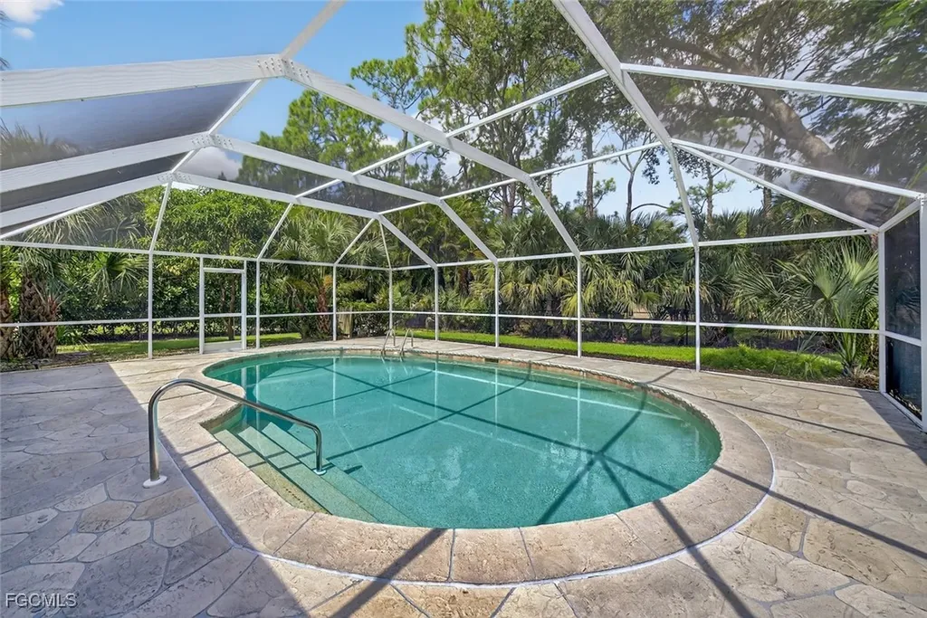 191 Old Tamiami Trail Naples FL 34110