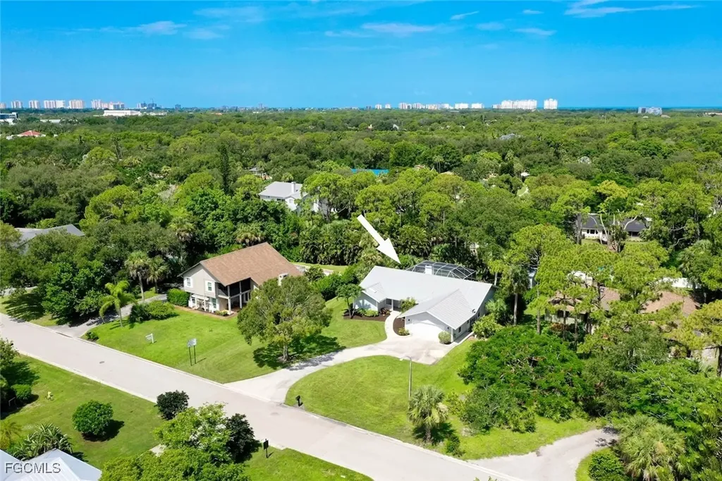 191 Old Tamiami Trail Naples FL 34110