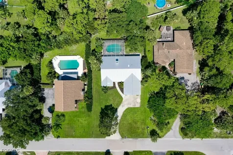 191 Old Tamiami Trail Naples FL 34110