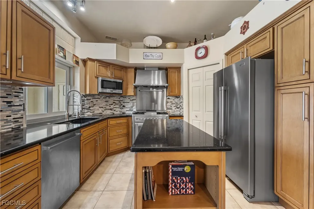 2050 Snyder Drive Alva FL 33920