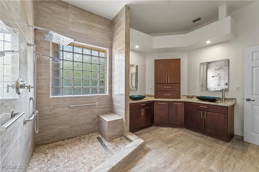 2050 Snyder Drive Alva FL 33920