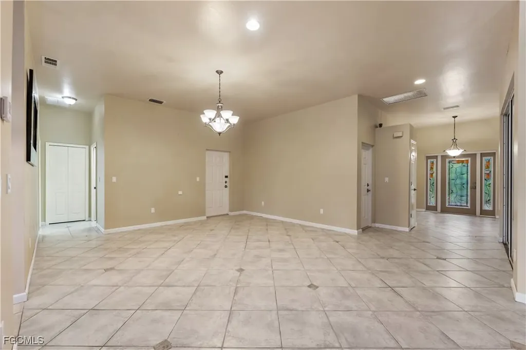 2050 Snyder Drive Alva FL 33920