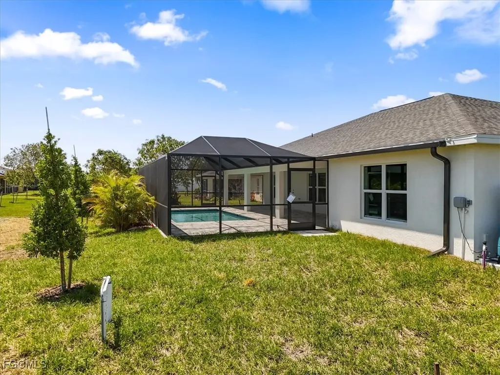 1021 NW 13th Avenue Cape Coral FL 33993