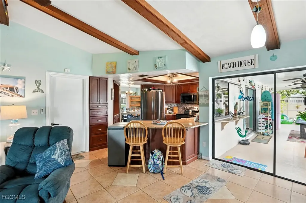 1024 SE 18th Place Cape Coral FL 33990