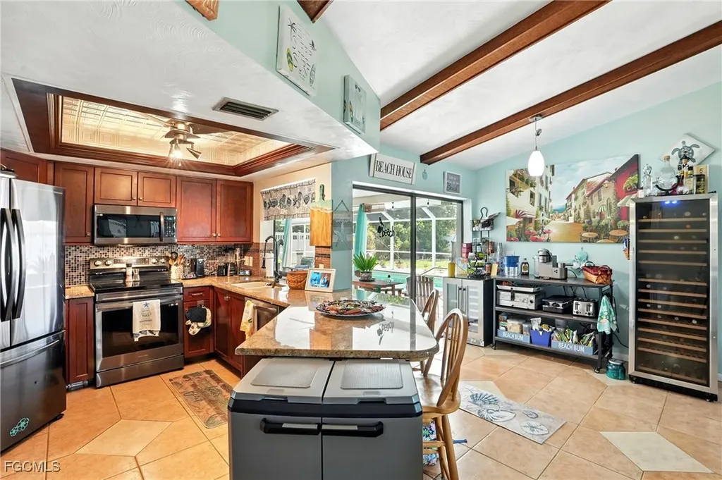 1024 SE 18th Place Cape Coral FL 33990