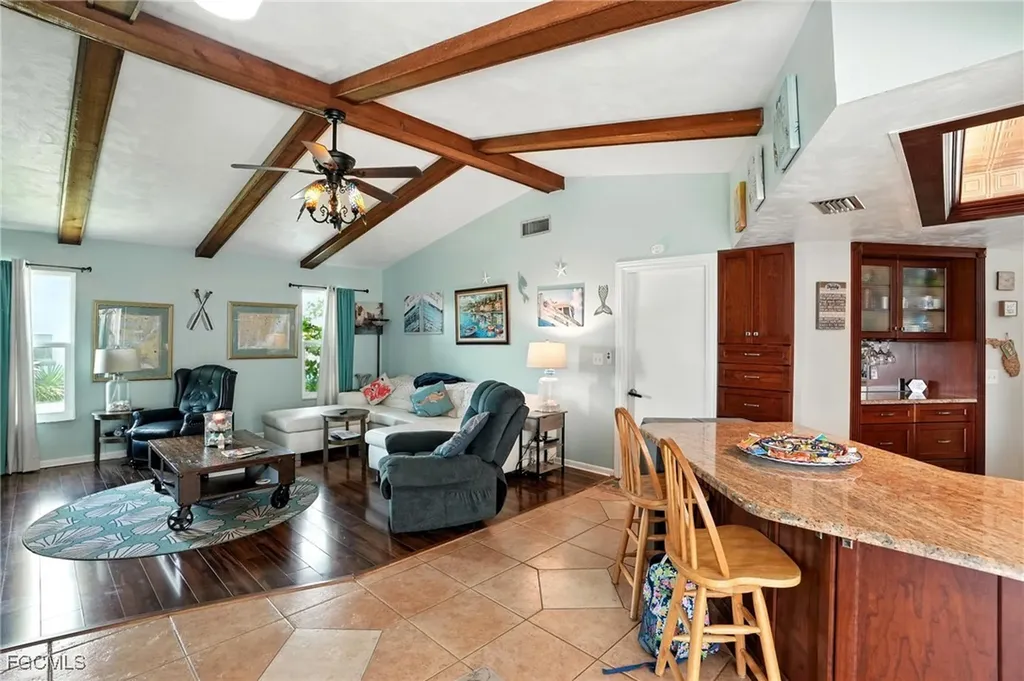 1024 SE 18th Place Cape Coral FL 33990