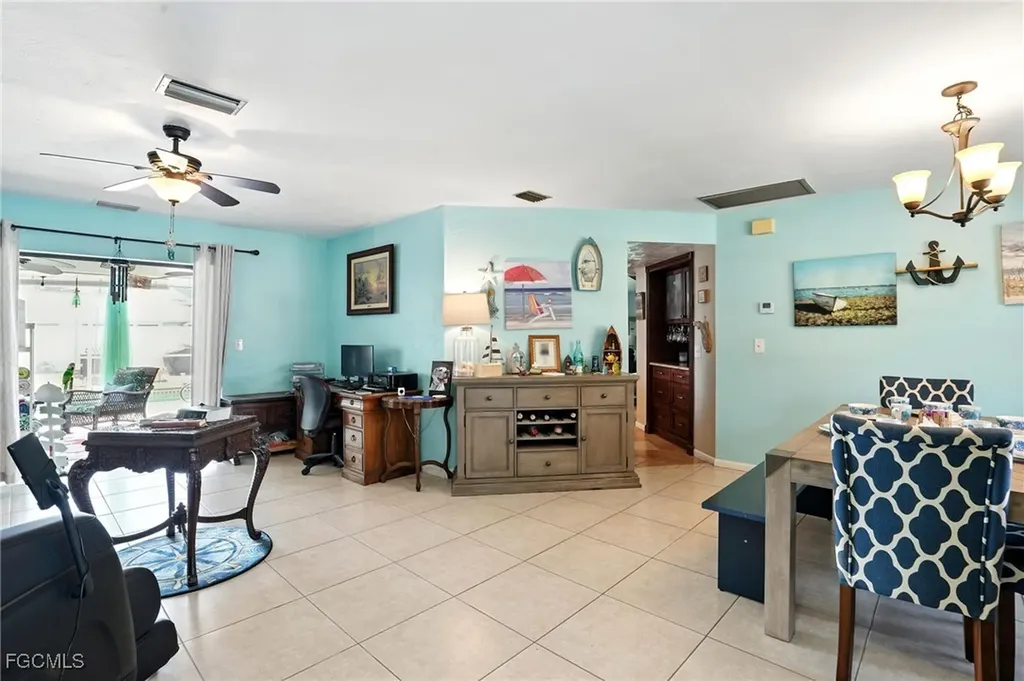 1024 SE 18th Place Cape Coral FL 33990