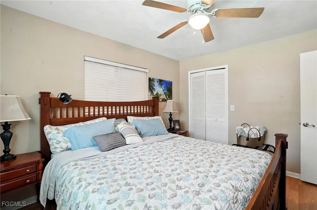 1024 SE 18th Place Cape Coral FL 33990