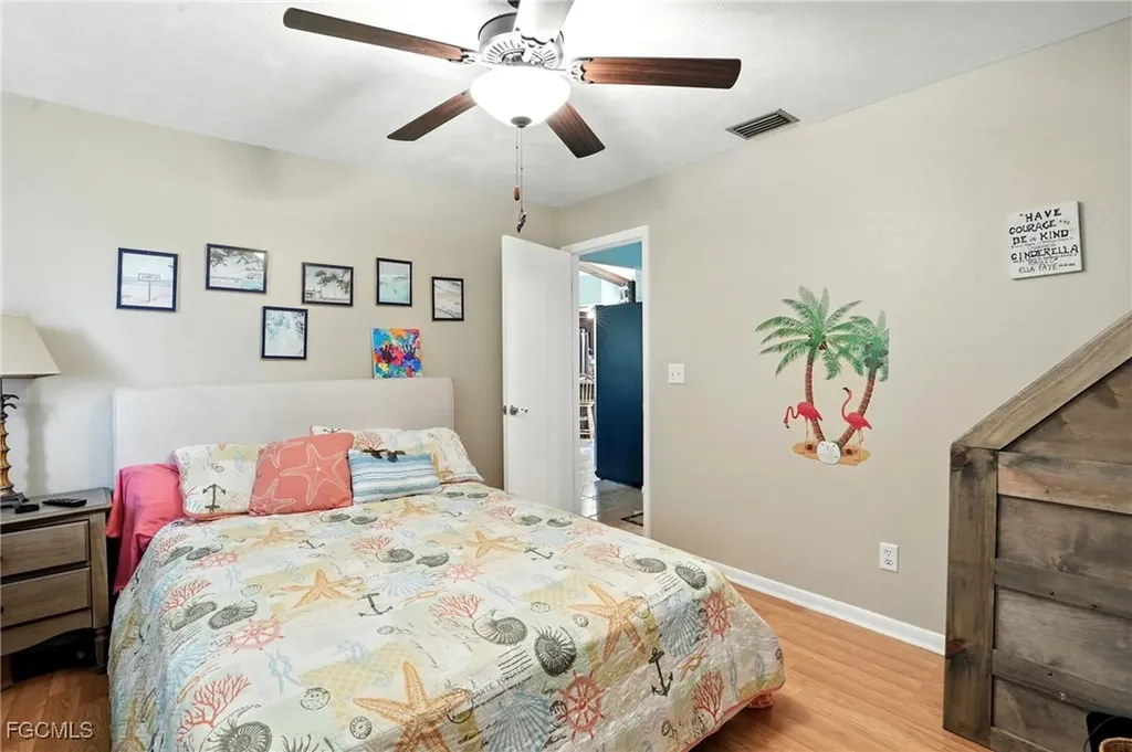 1024 SE 18th Place Cape Coral FL 33990