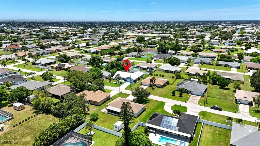 1024 SE 18th Place Cape Coral FL 33990