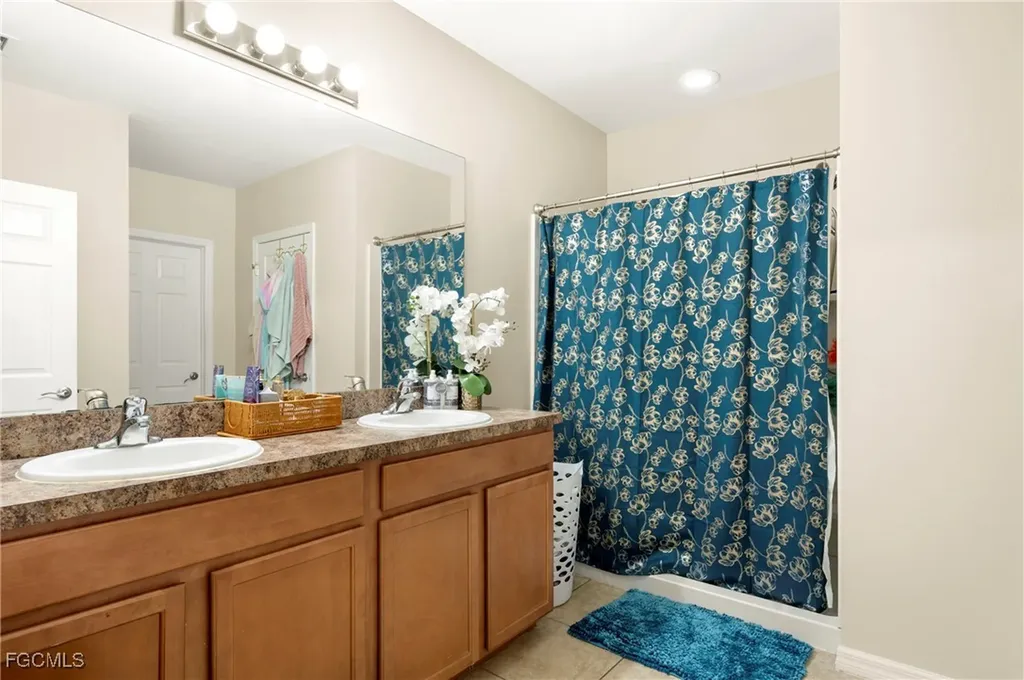 2945 SW 6th Avenue Cape Coral FL 33914