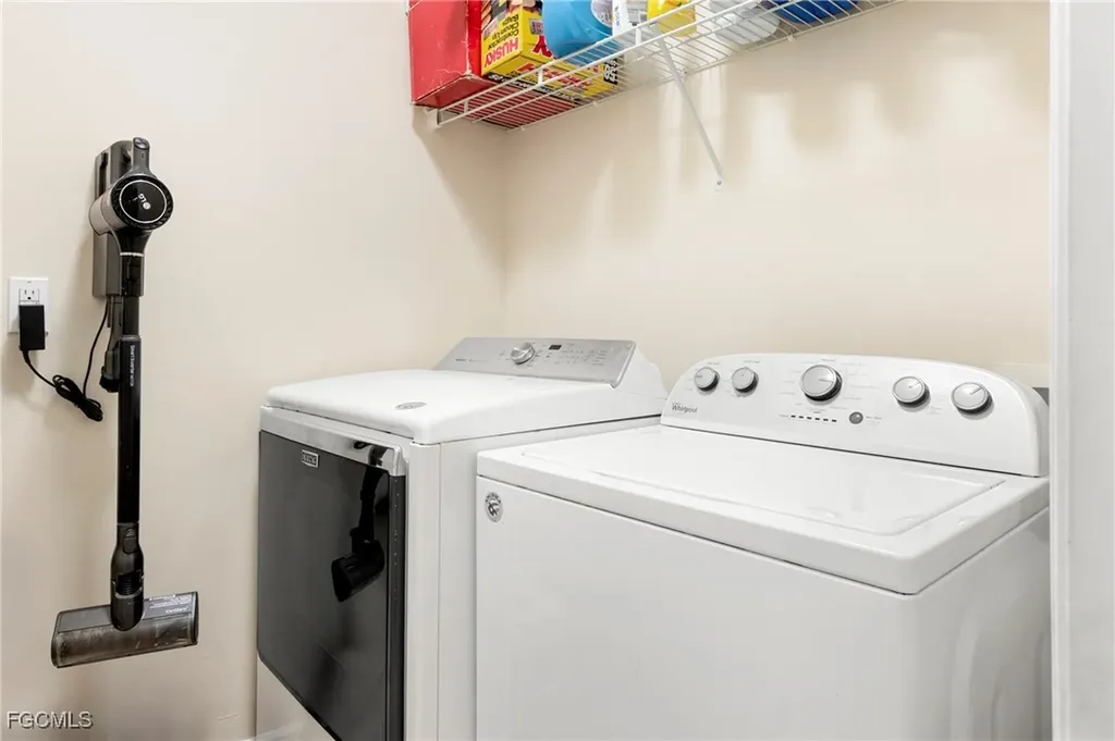 2945 SW 6th Avenue Cape Coral FL 33914