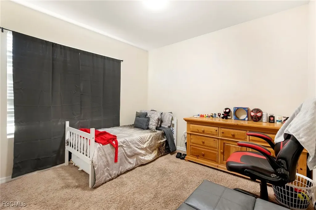 2945 SW 6th Avenue Cape Coral FL 33914