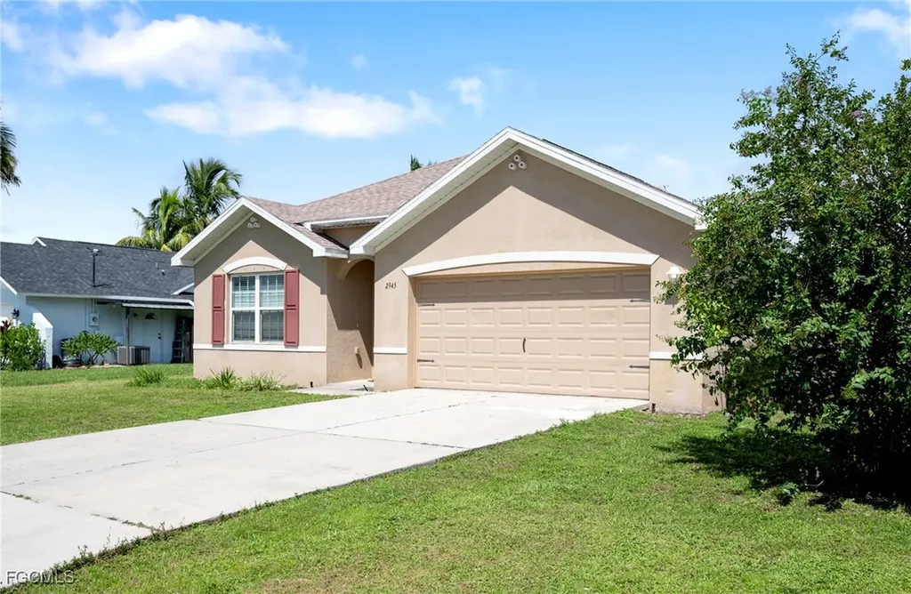 2945 SW 6th Avenue Cape Coral FL 33914