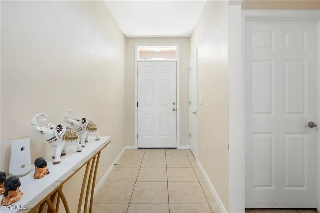 2945 SW 6th Avenue Cape Coral FL 33914