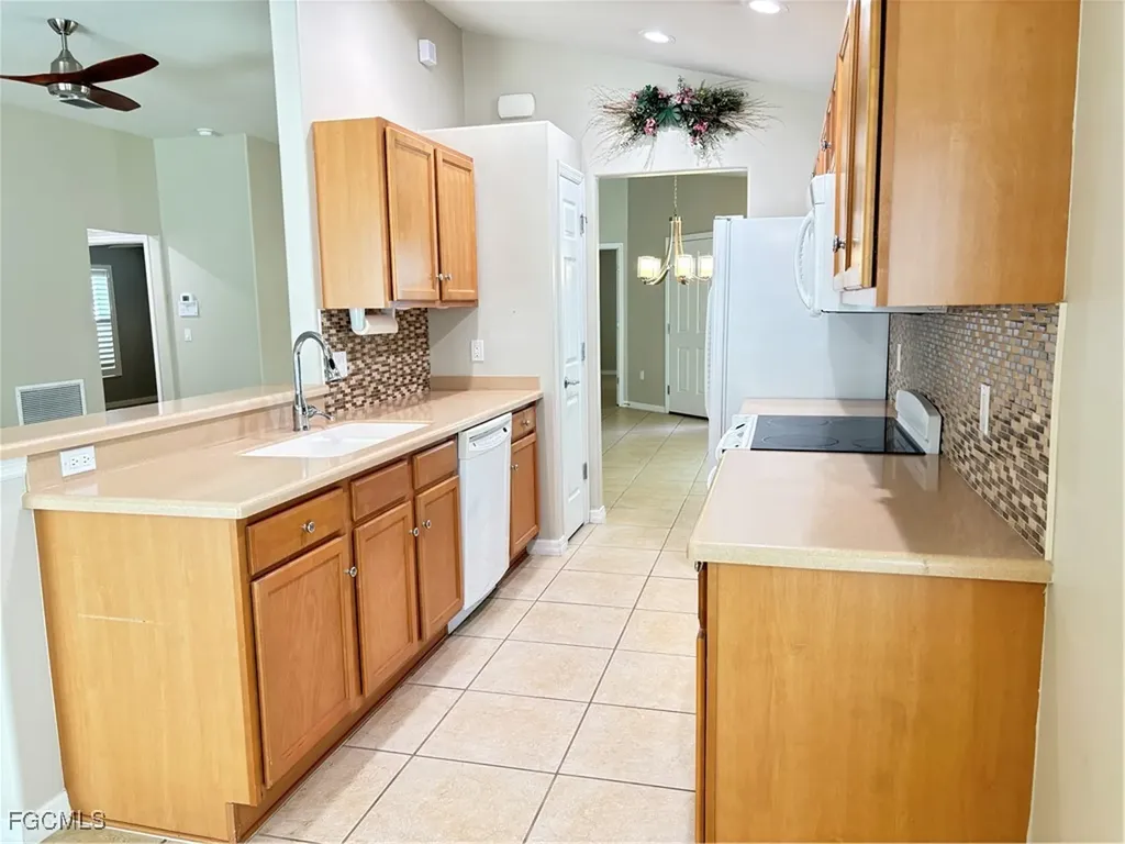 2680 Astwood Court Cape Coral FL 33991