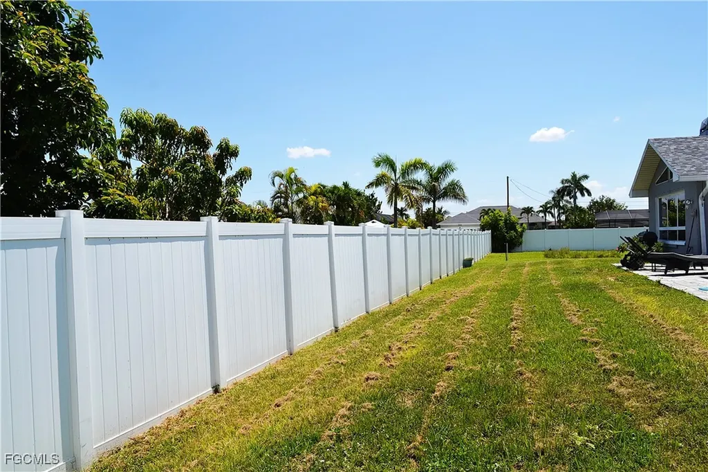 211 SW 47th Street Cape Coral FL 33914