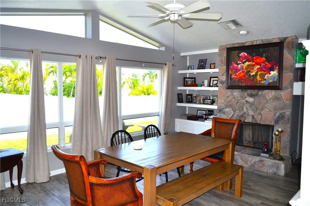 211 SW 47th Street Cape Coral FL 33914