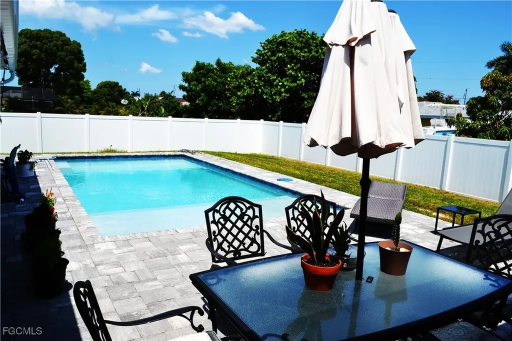 211 SW 47th Street Cape Coral FL 33914