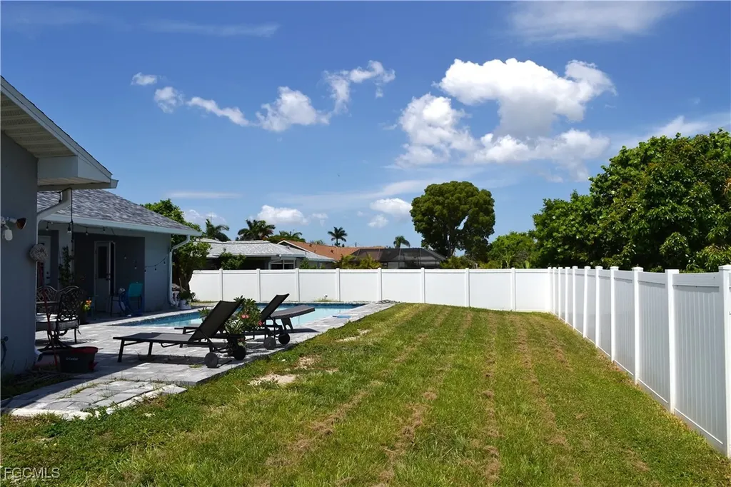 211 SW 47th Street Cape Coral FL 33914