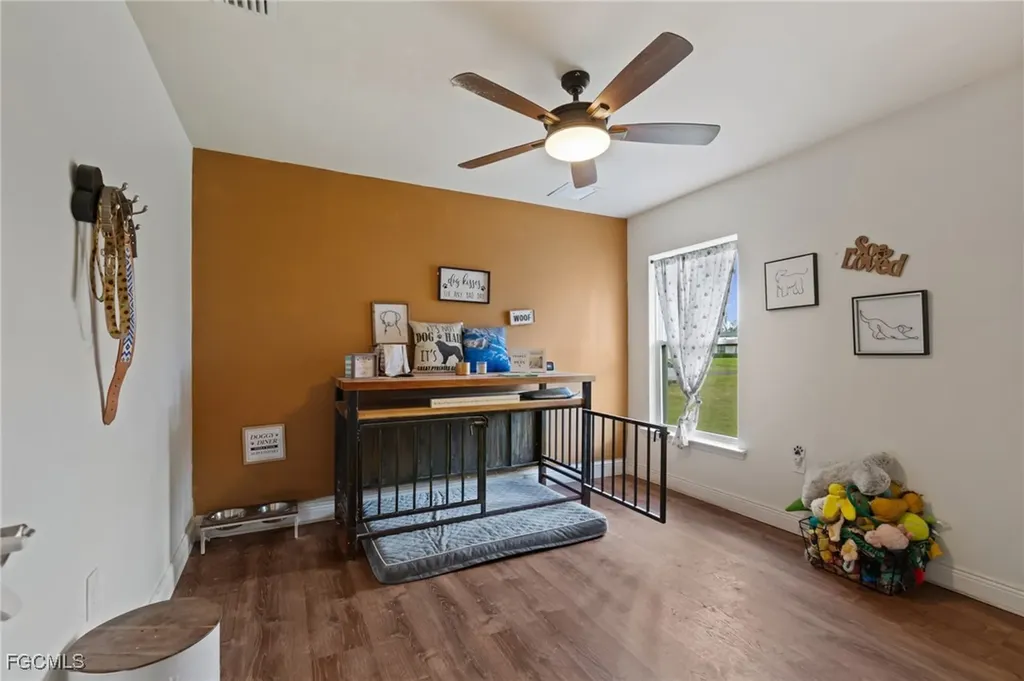 2207 NE 34th Terrace Cape Coral FL 33909