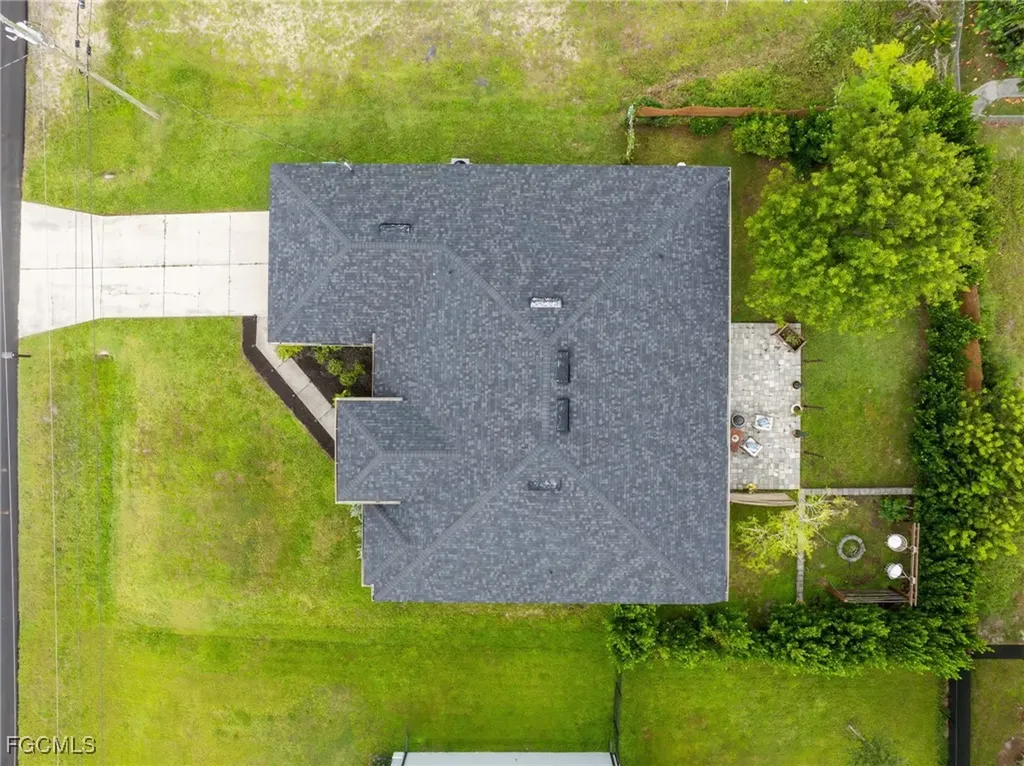 2207 NE 34th Terrace Cape Coral FL 33909