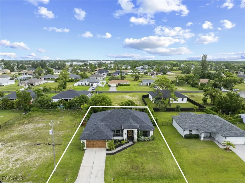 2207 NE 34th Terrace Cape Coral FL 33909