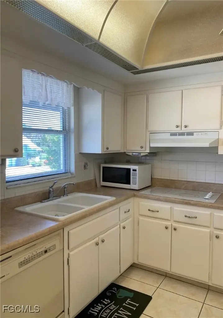 4202 SE 4th Place Cape Coral FL 33904