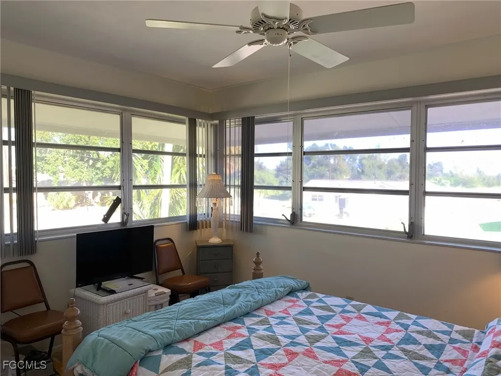 4202 SE 4th Place Cape Coral FL 33904
