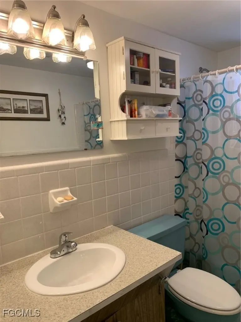 4202 SE 4th Place Cape Coral FL 33904