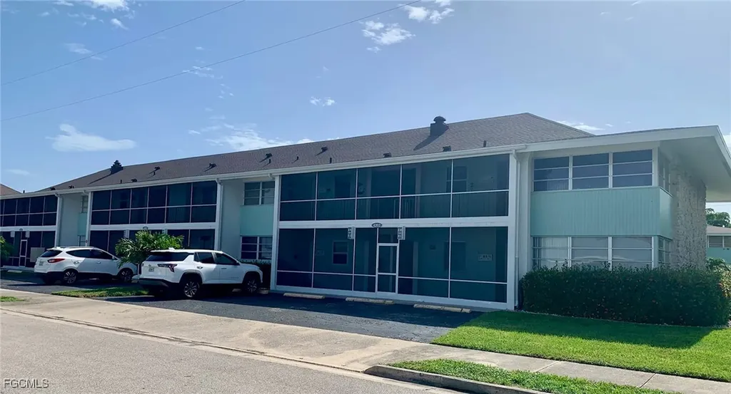 4202 SE 4th Place Cape Coral FL 33904