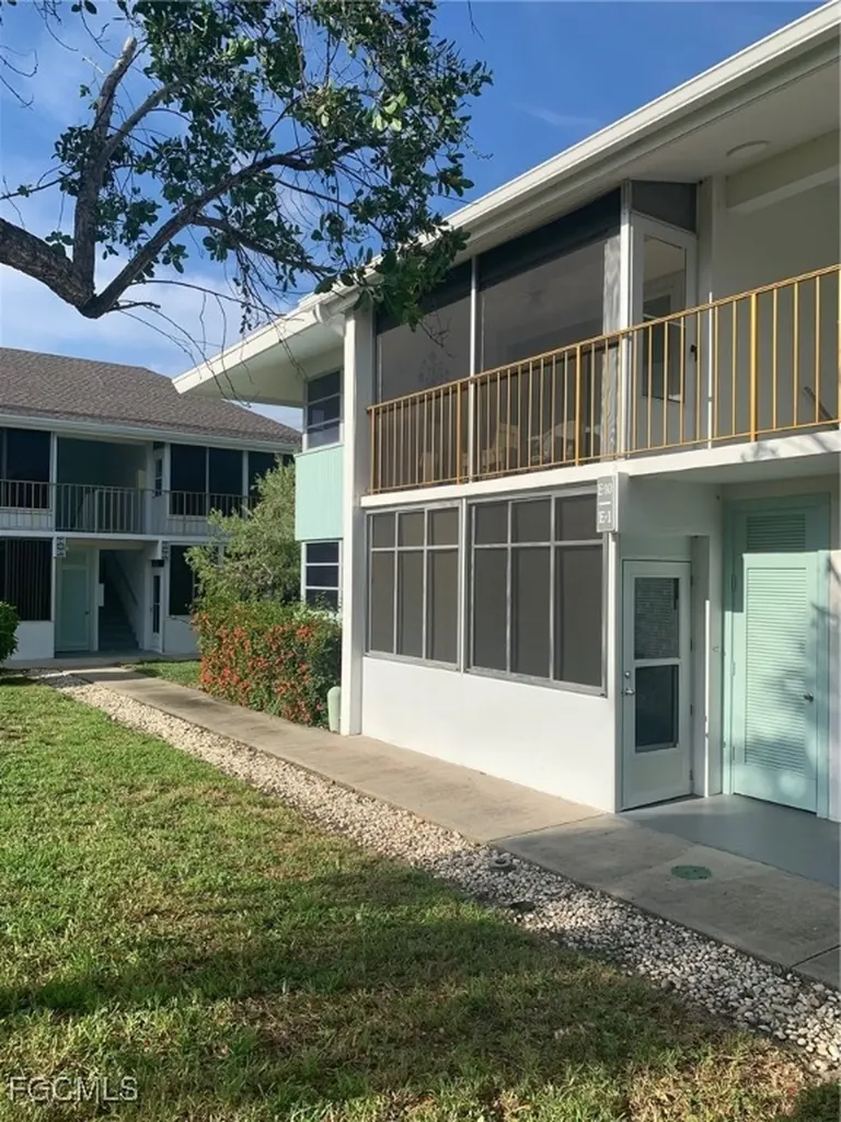 4202 SE 4th Place Cape Coral FL 33904