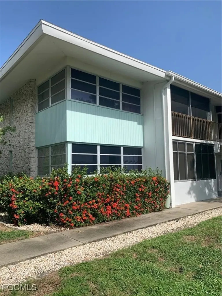 4202 SE 4th Place Cape Coral FL 33904