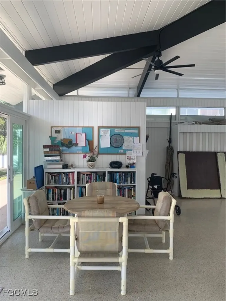 4202 SE 4th Place Cape Coral FL 33904