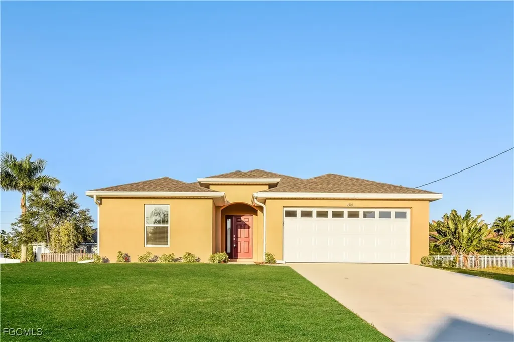 1305 NE 34th Lane Cape Coral FL 33909