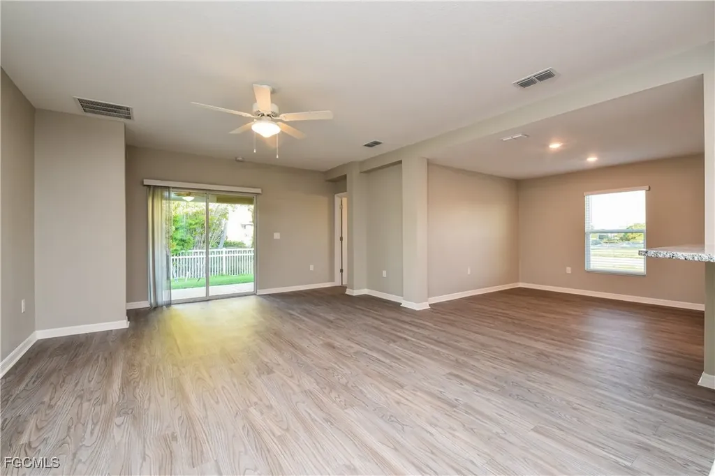 1305 NE 34th Lane Cape Coral FL 33909