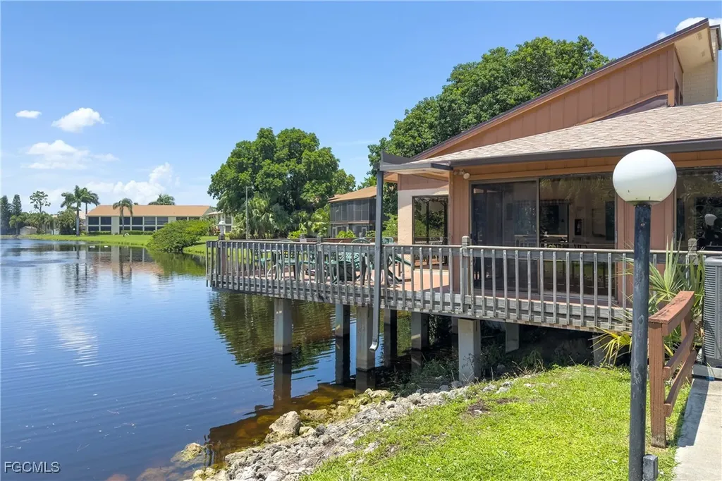5705 Foxlake Drive North Fort Myers FL 33917