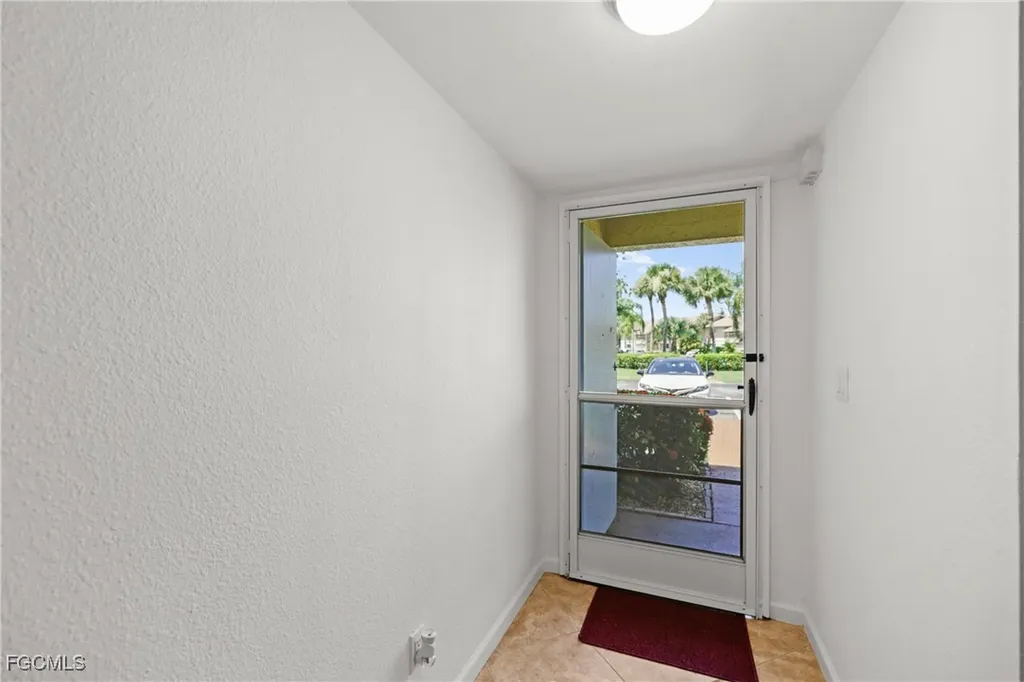 5705 Foxlake Drive North Fort Myers FL 33917