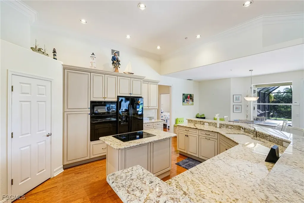 18190 Riverwind Drive Alva FL 33920