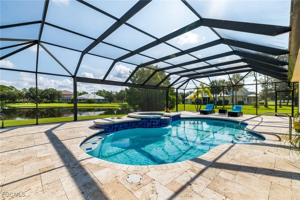 18190 Riverwind Drive Alva FL 33920