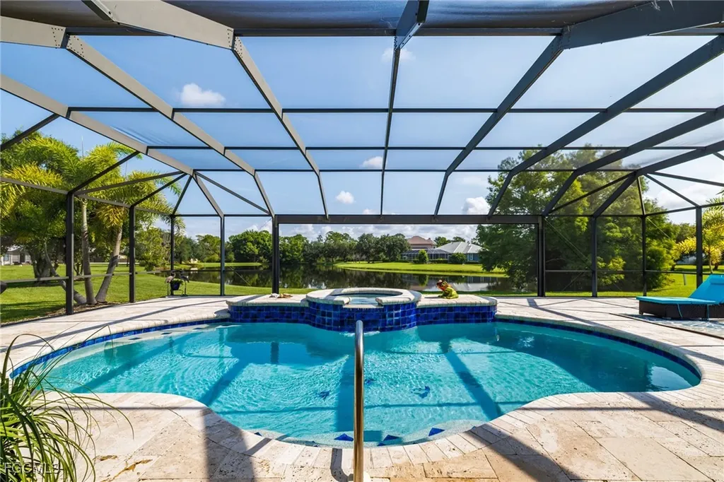 18190 Riverwind Drive Alva FL 33920