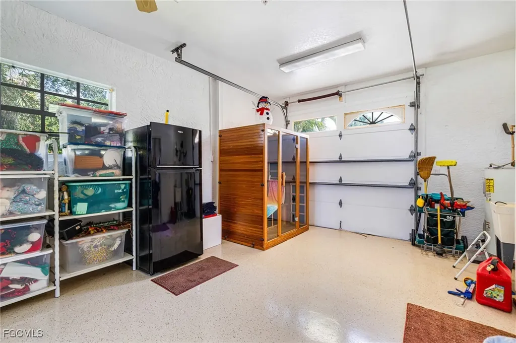 18190 Riverwind Drive Alva FL 33920