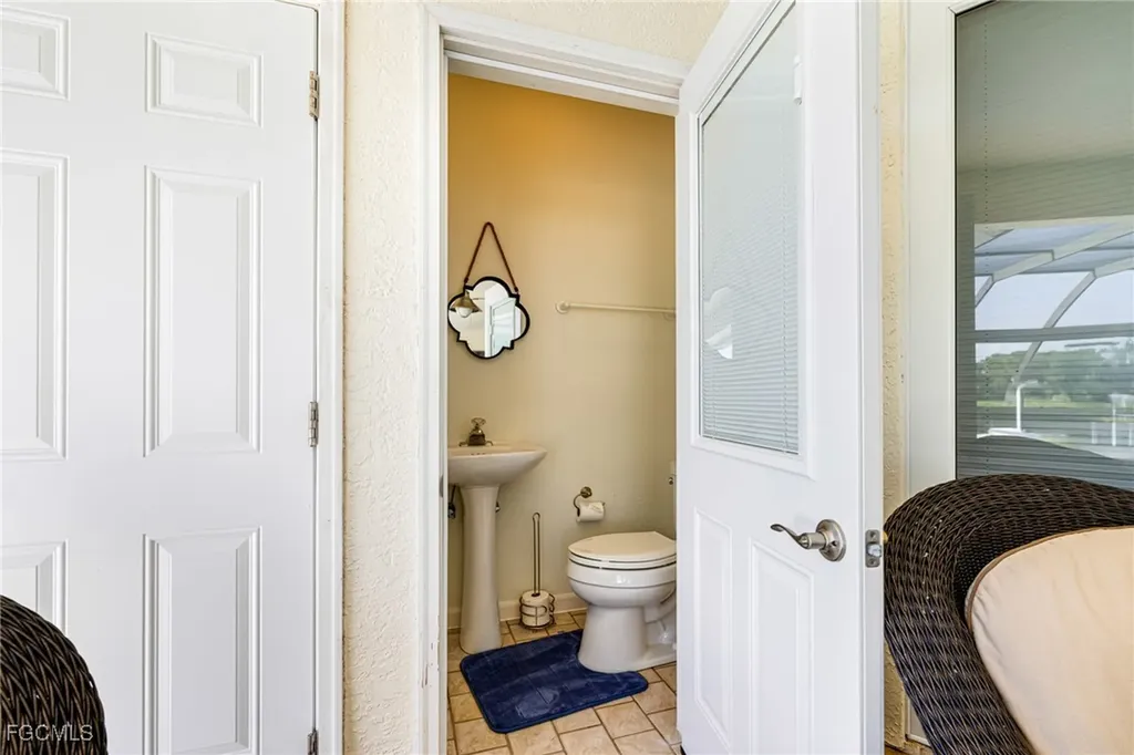 18190 Riverwind Drive Alva FL 33920