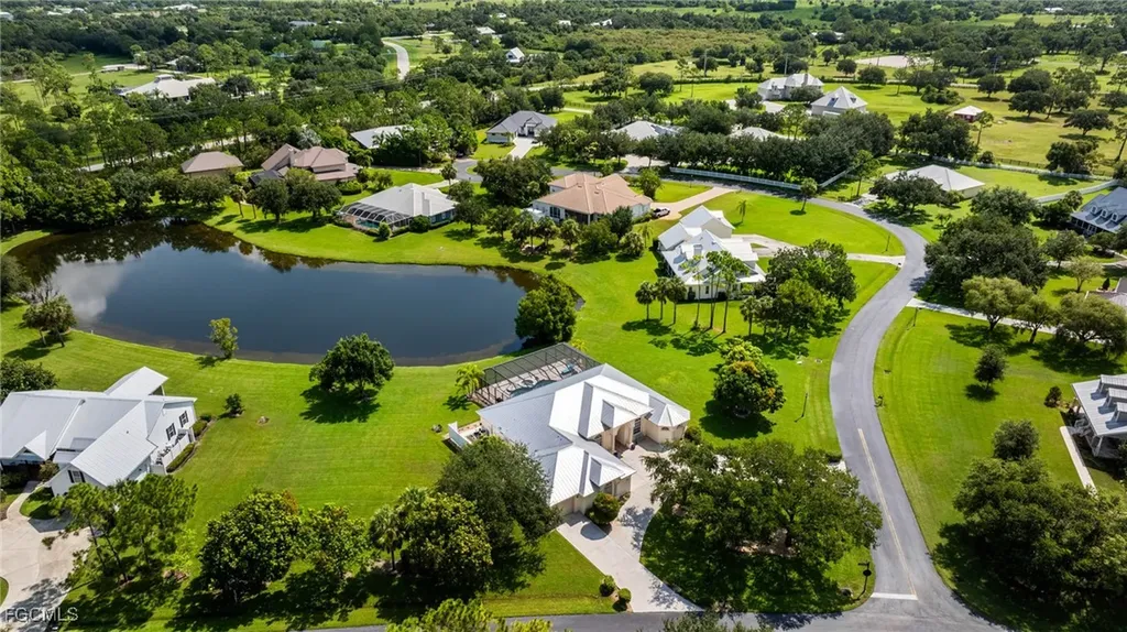 18190 Riverwind Drive Alva FL 33920