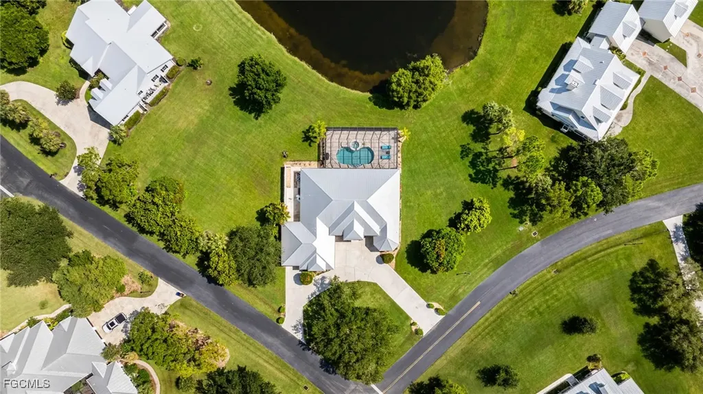 18190 Riverwind Drive Alva FL 33920