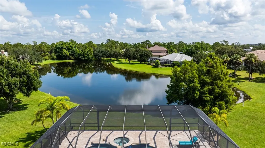 18190 Riverwind Drive Alva FL 33920