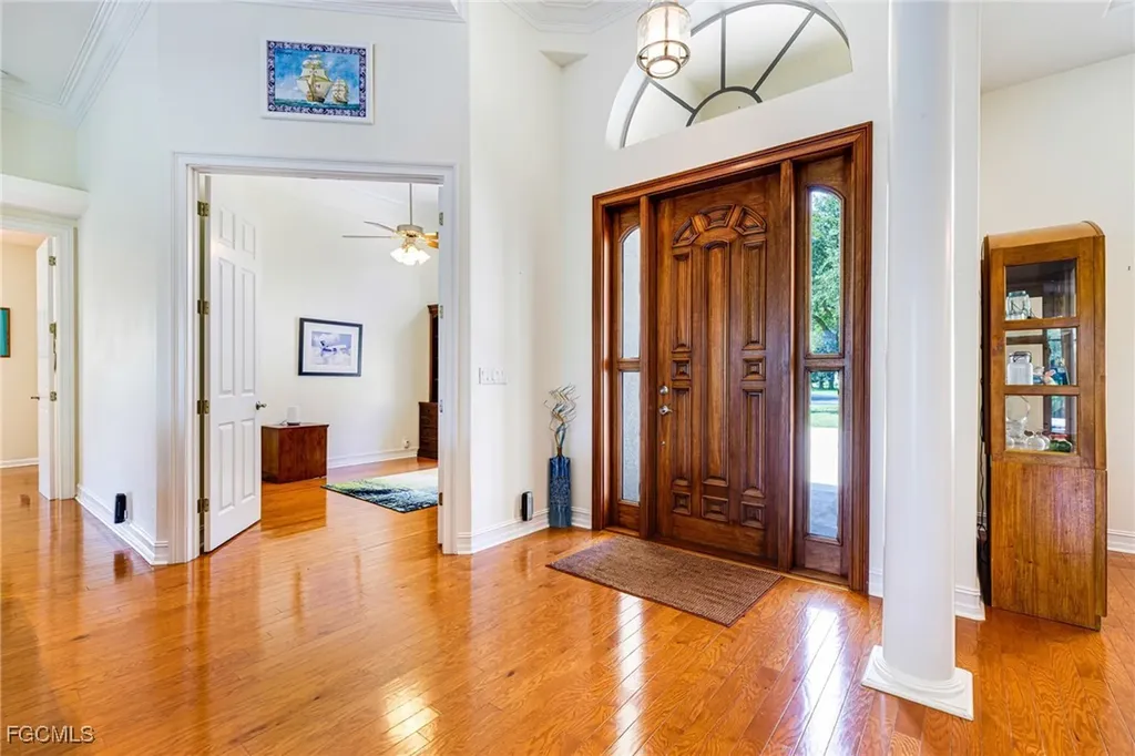 18190 Riverwind Drive Alva FL 33920