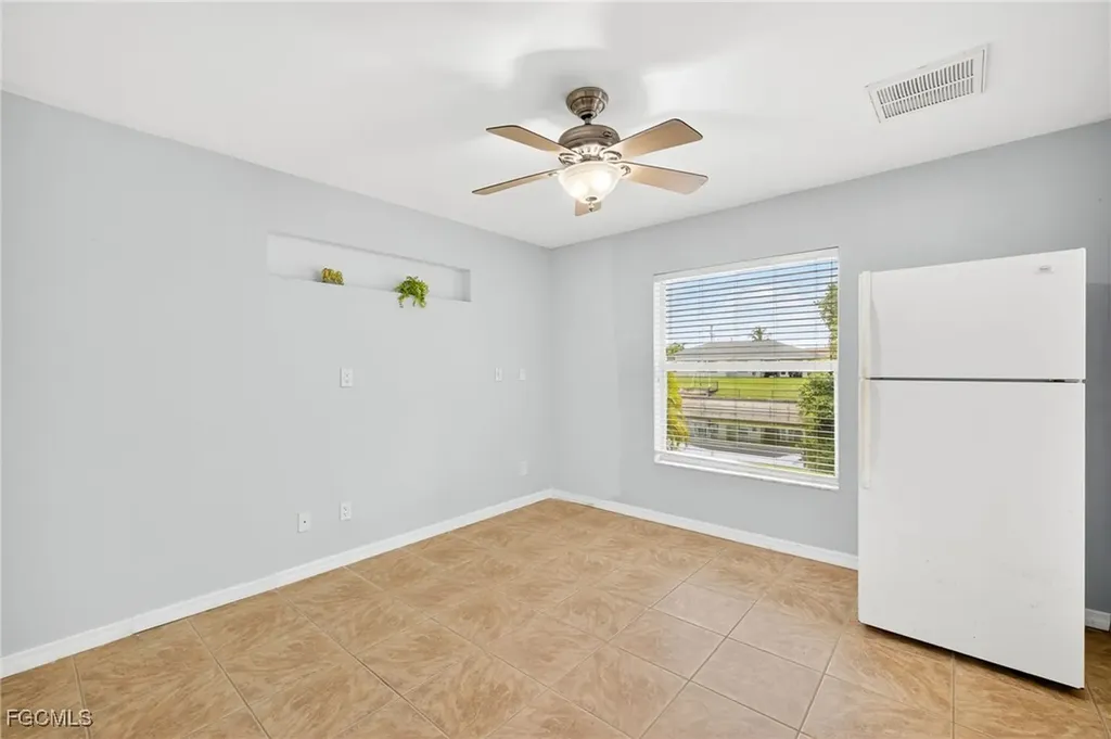 2202 NE 18th Street Cape Coral FL 33909